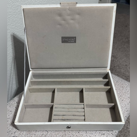 Classic Stacker Lidded Jewelry Box - Picture 4 of 8